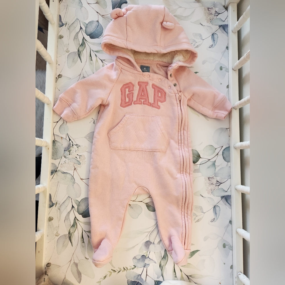 Winter Gap Bear Sleeper